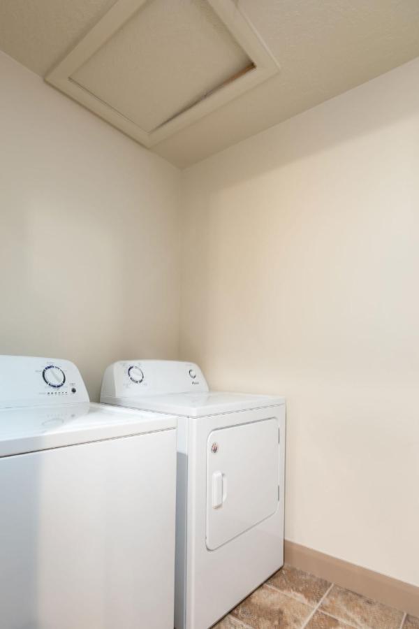 Duchesne Suites Ngoại thất bức ảnh